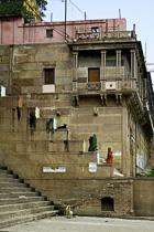 [ photo: Janki Ghat Women on Steps, Varanasi, Uttar Pradesh, India, February 2010  (img 195-026crop) ]