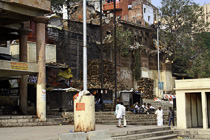 [ photo: Kahsi, Harishchandra Ghat, Cremation Firewood, Varanasi, Uttar Pradesh, India, February 2010 (img 196-015) ]