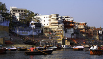 [ photo: Kashi Tripura Bhairavi Ghat, Varanasi, Uttar Pradesh, India, February 2010 (img 198-087) ]