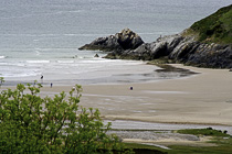 [ photo: Beach at Penard Pill Mouth, Gower Peninsula, Swansea, Wales UK, May 2009 (img 169-078) ]
